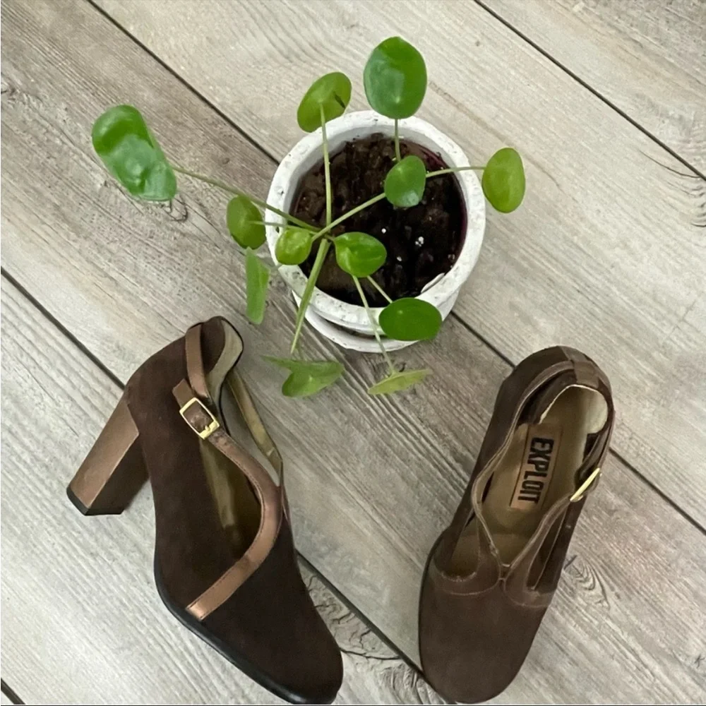 Vintage Suede Leather Heels Women’s‎ 7.5 Brown Mary Jane Style Retro Chic Casual